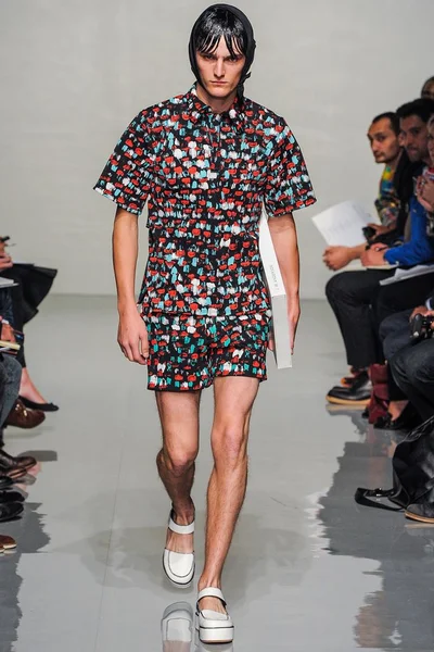 Look 23